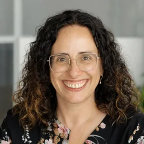 Miriam Schwab